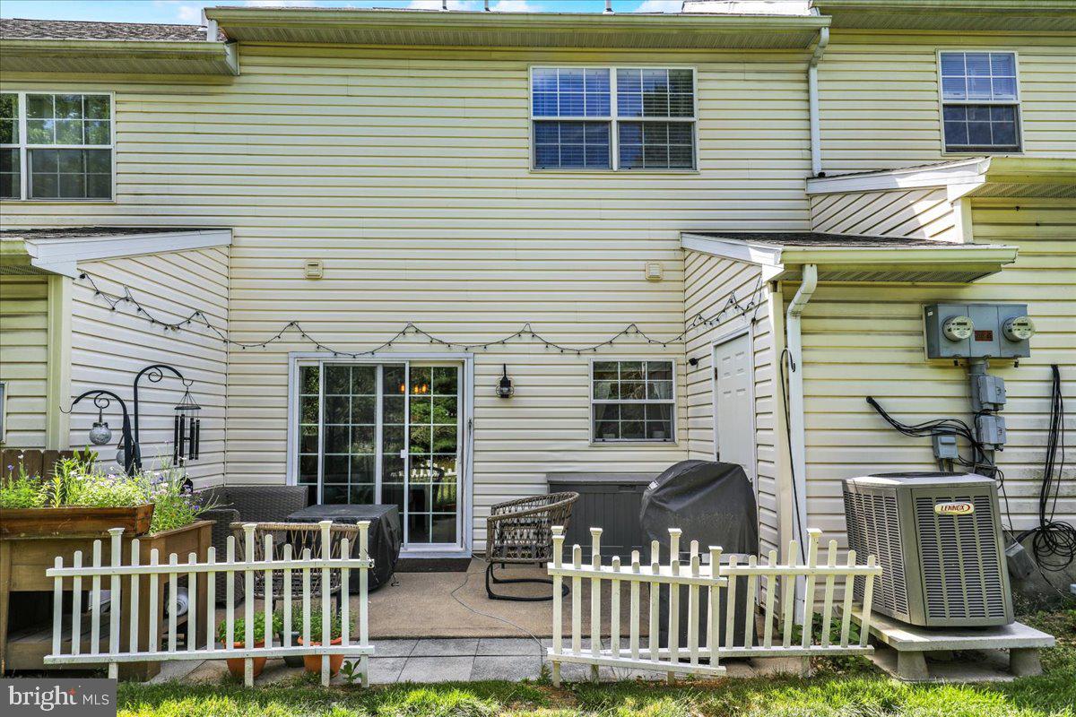THOMAS GARDENS - Residential