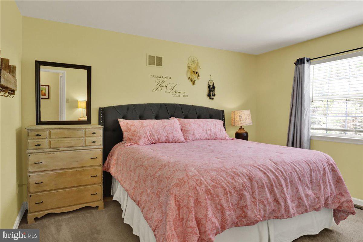 THOMAS GARDENS - Residential