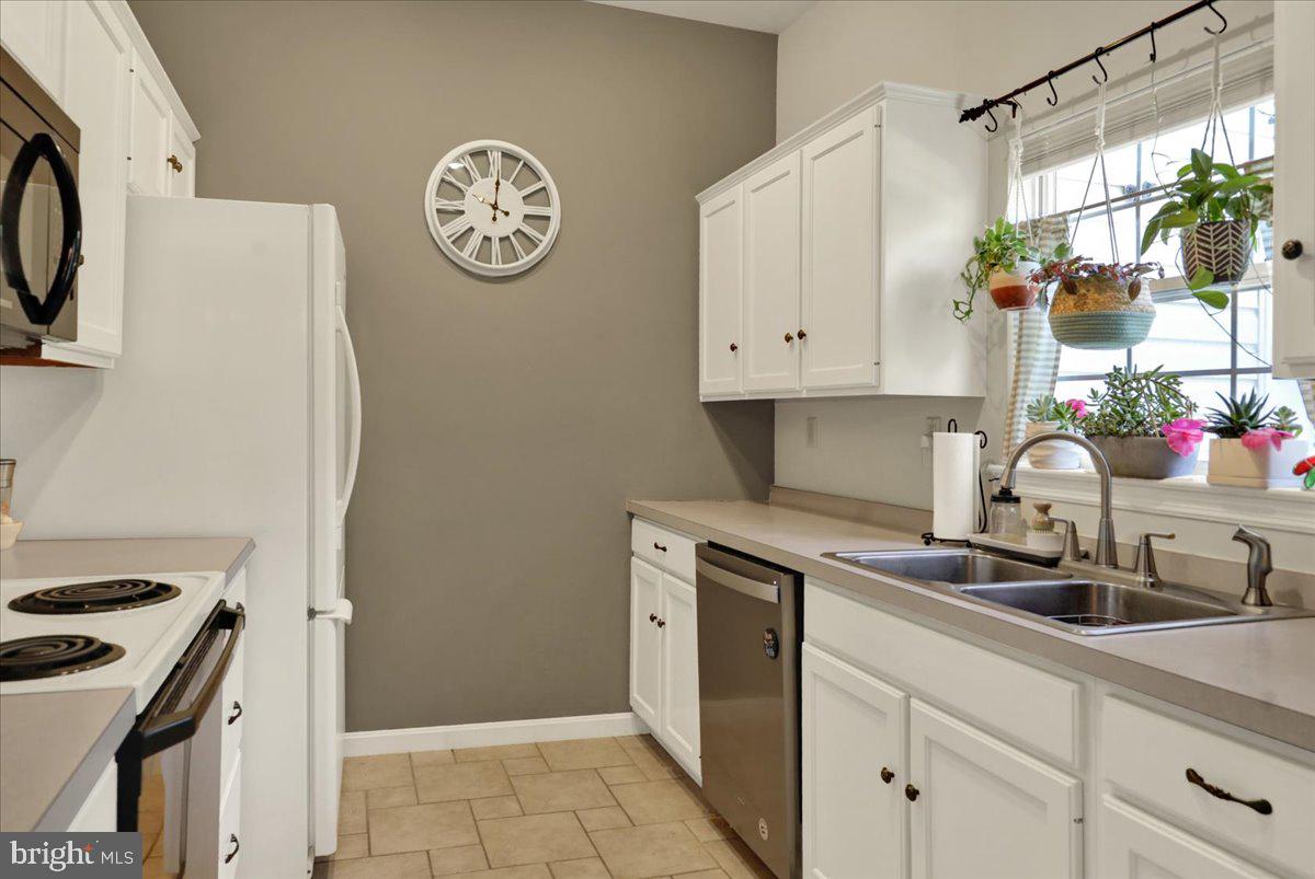 THOMAS GARDENS - Residential