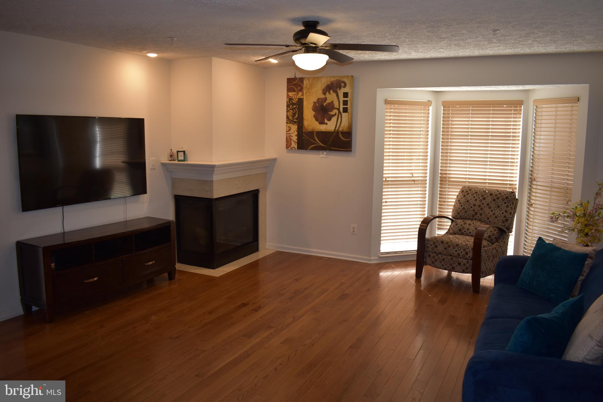 CHESAPEAKE CLUB - Residential