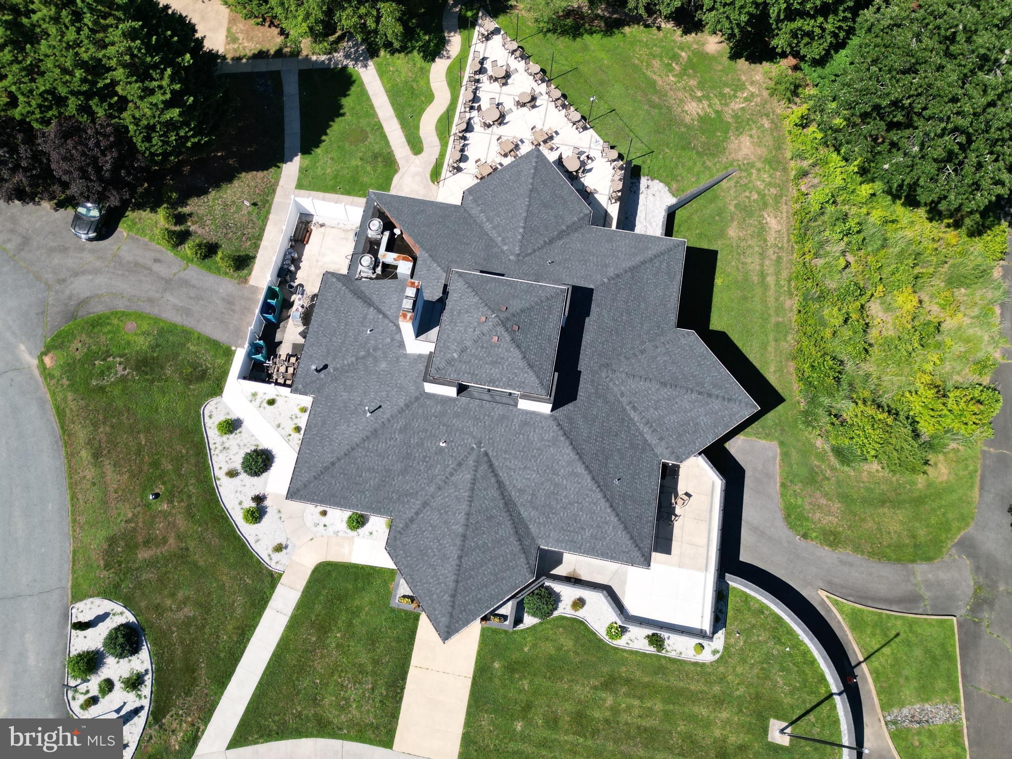 CHESAPEAKE CLUB - Residential