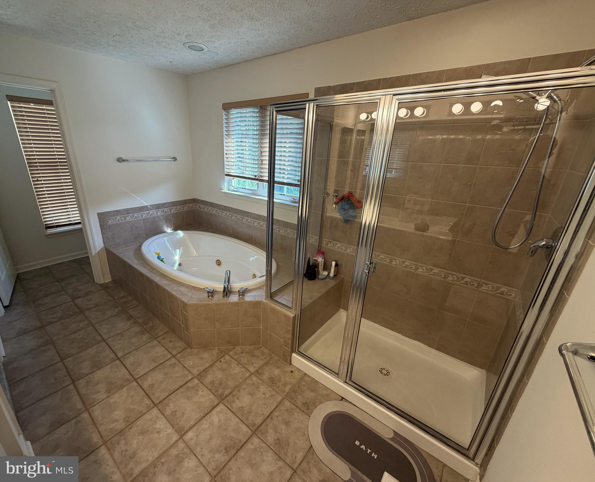 CHESAPEAKE CLUB - Residential