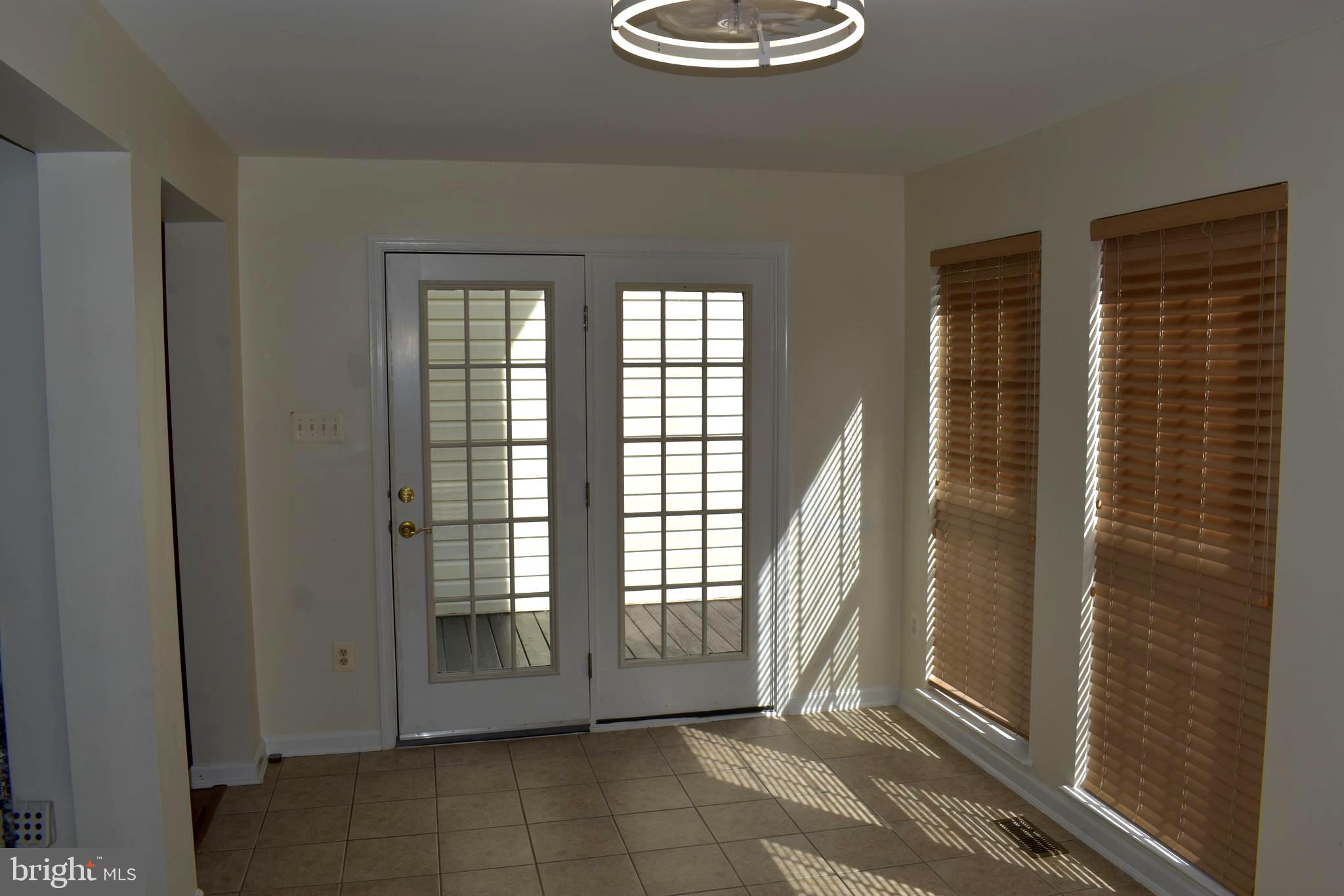 CHESAPEAKE CLUB - Residential