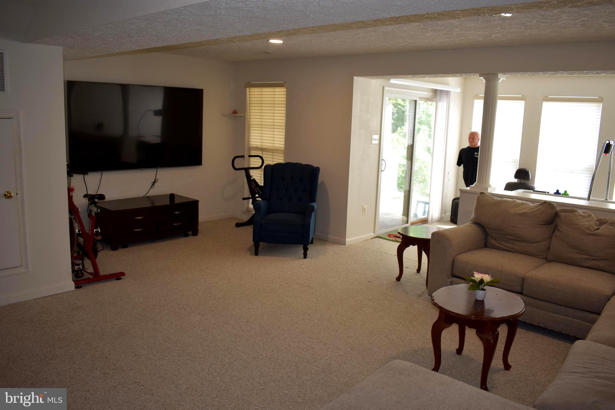 CHESAPEAKE CLUB - Residential