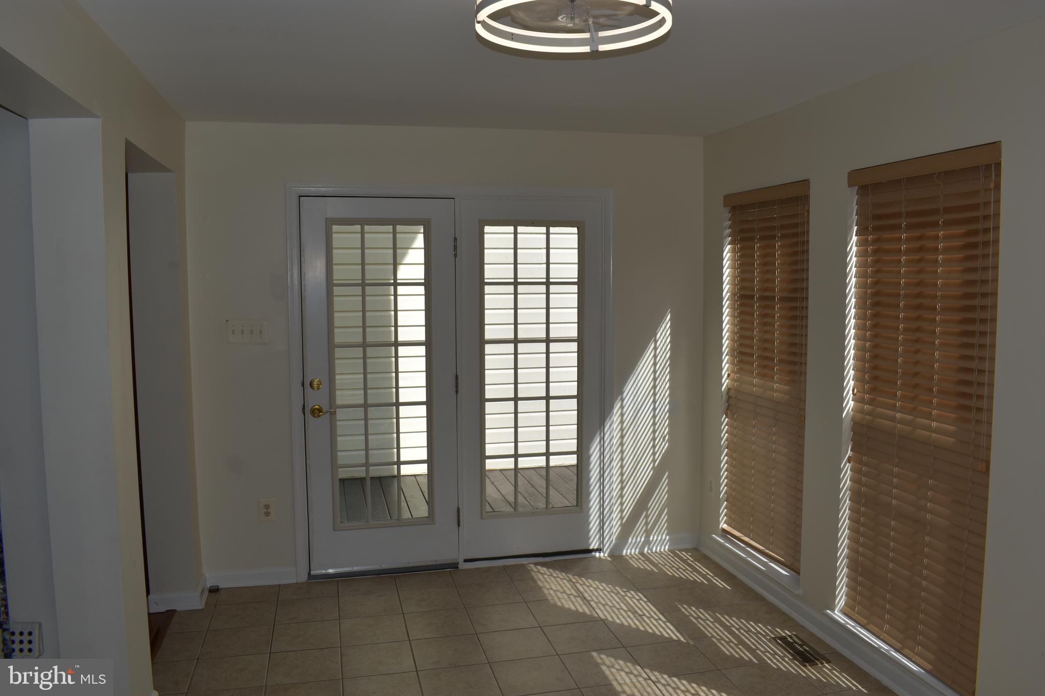 CHESAPEAKE CLUB - Residential