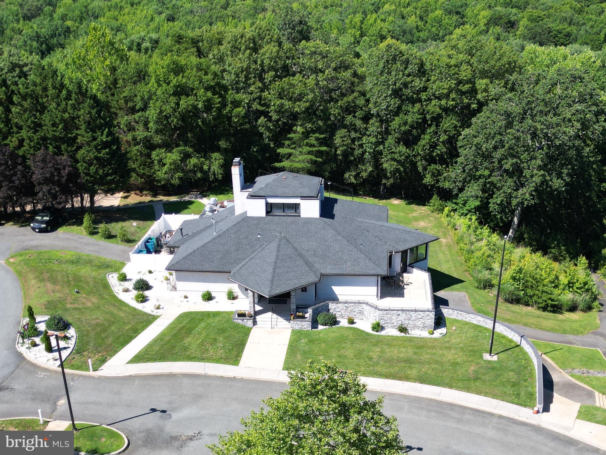 CHESAPEAKE CLUB - Residential