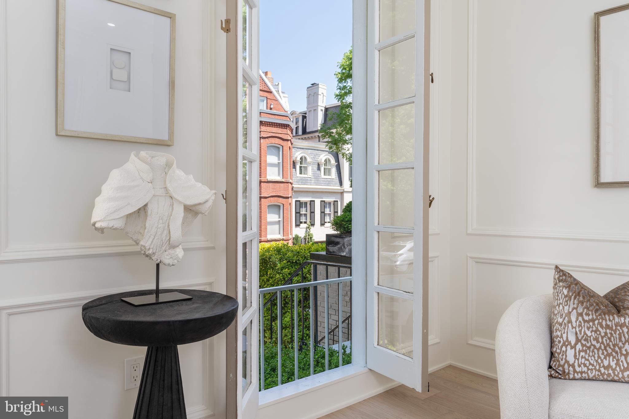 GEORGETOWN - Residential
