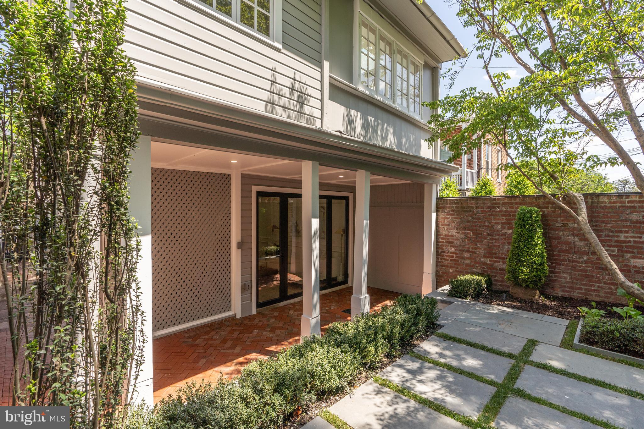 GEORGETOWN - Residential