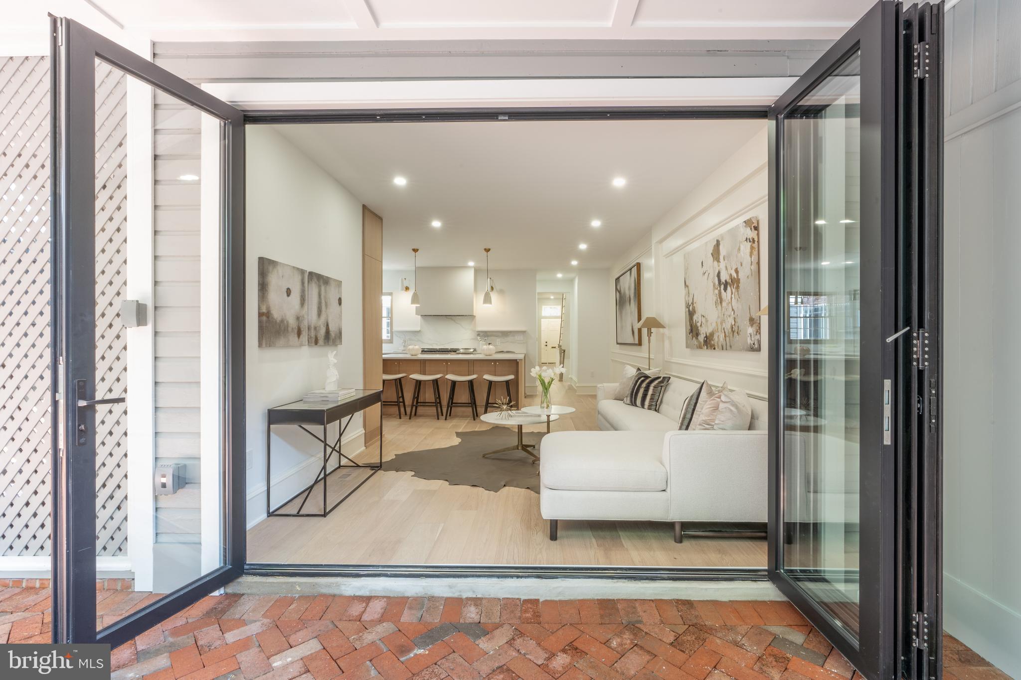 GEORGETOWN - Residential