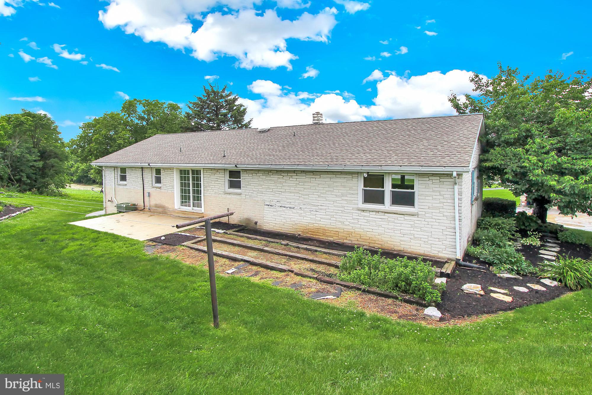 MYERSTOWN AREA - Residential