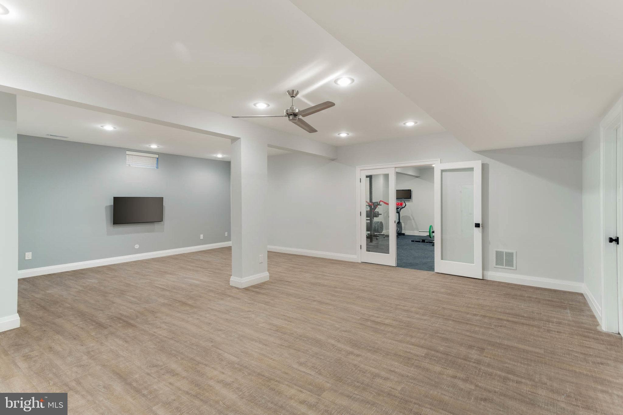 ANNAPOLIS PRESERVE - Residential