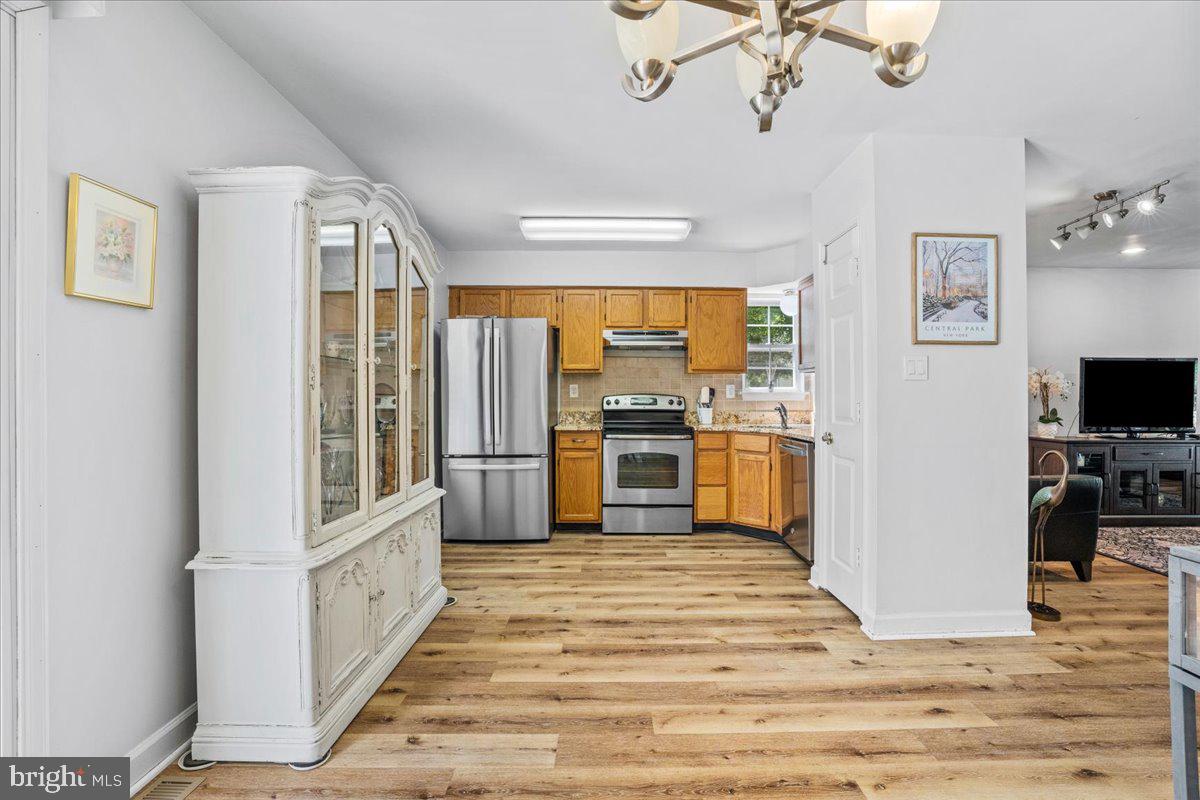 SPRING RIDGE - Residential