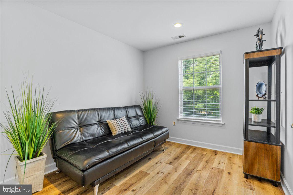 SPRING RIDGE - Residential