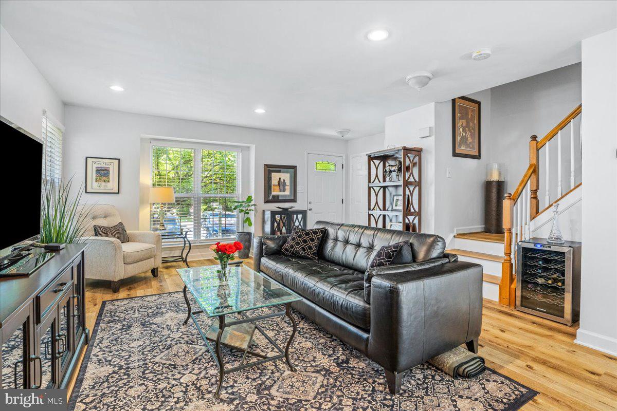 SPRING RIDGE - Residential