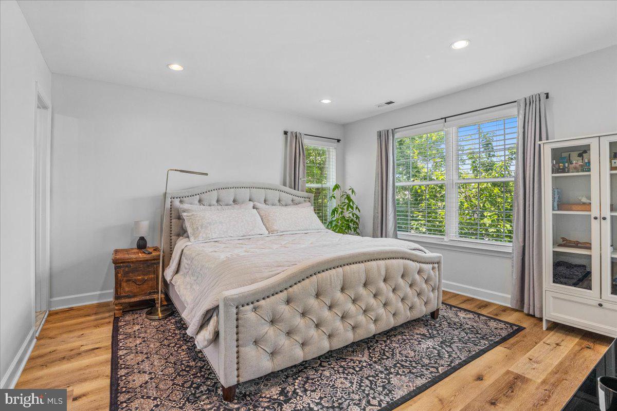 SPRING RIDGE - Residential