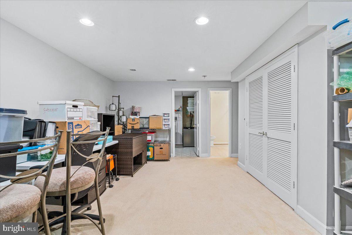 SPRING RIDGE - Residential