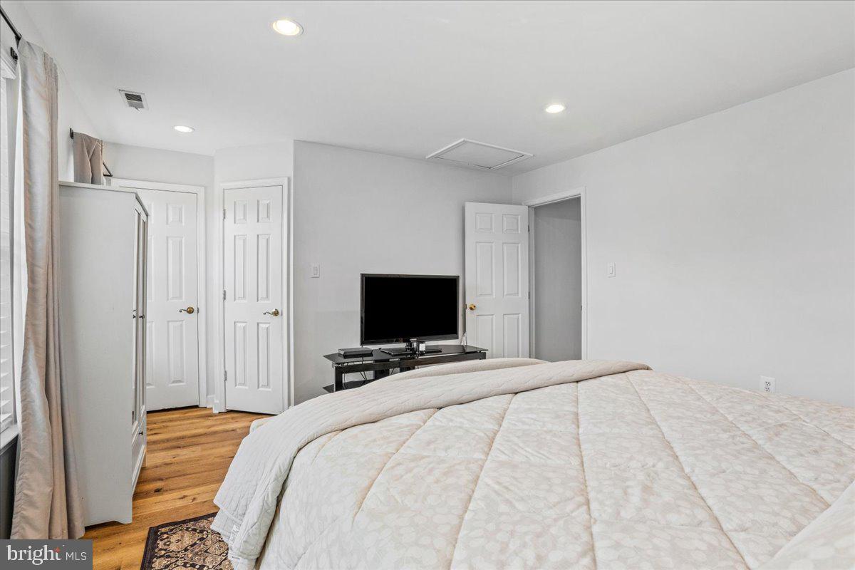 SPRING RIDGE - Residential