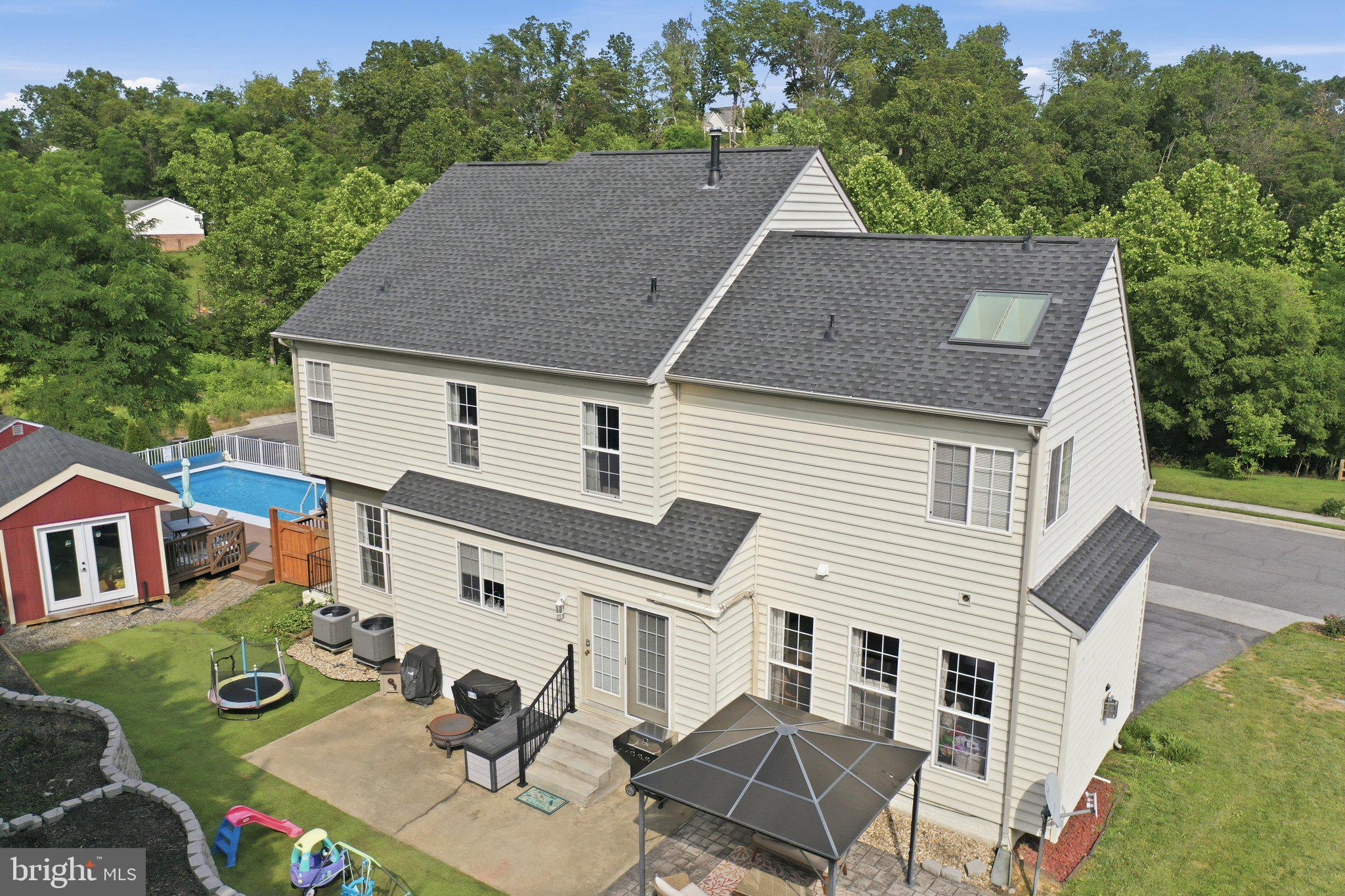 STONEWALL WOODSTOCK - Residential