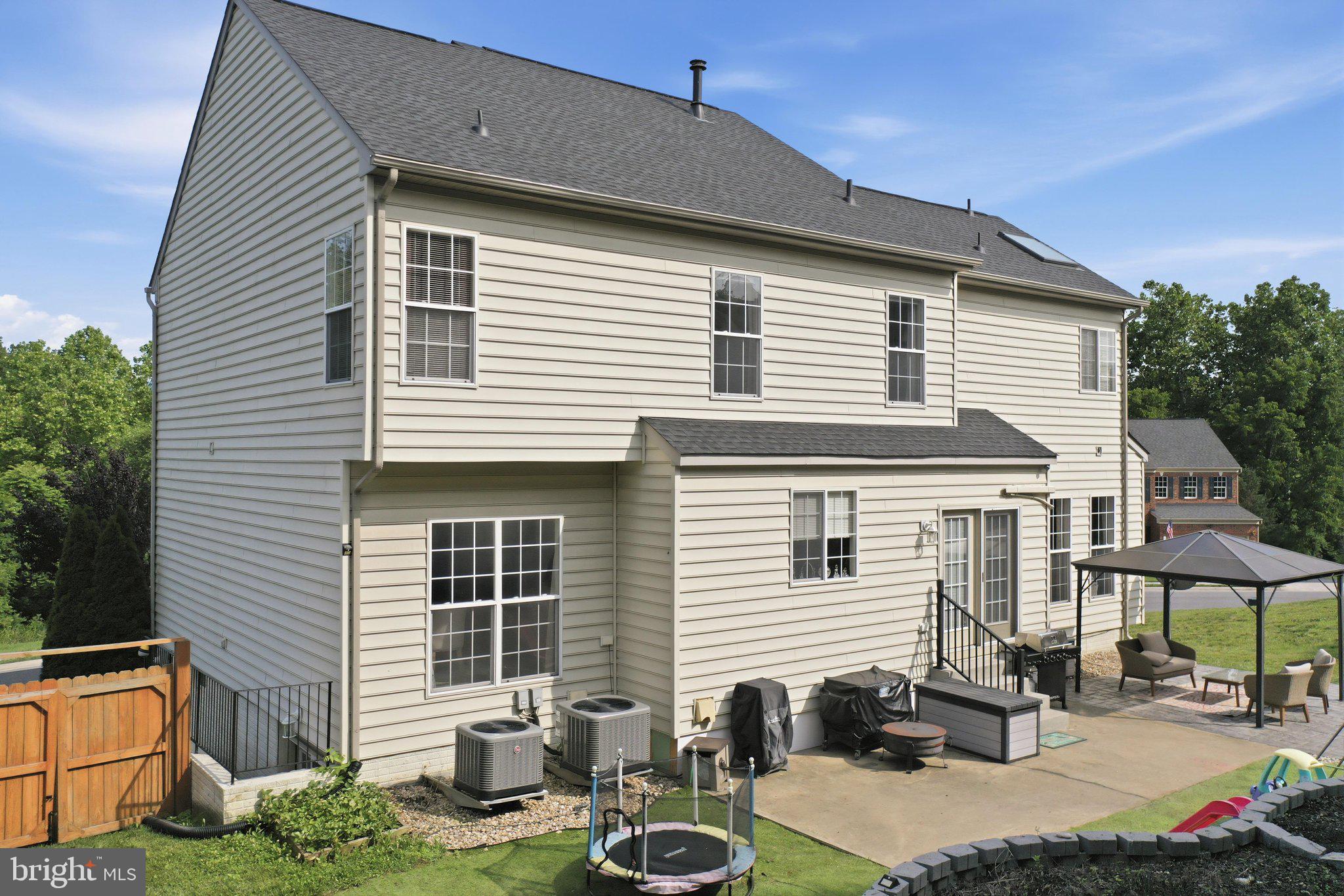 STONEWALL WOODSTOCK - Residential