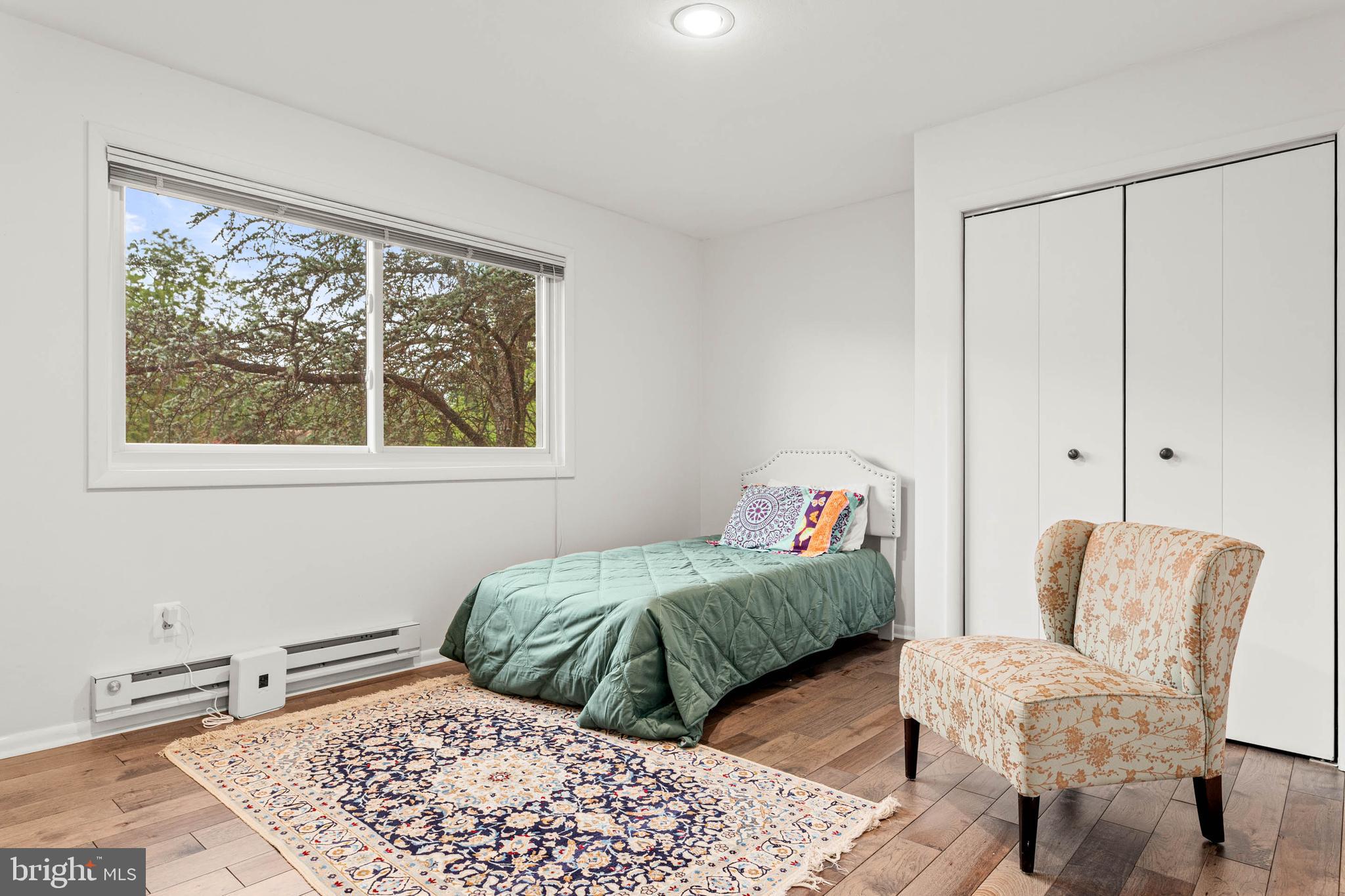 ALDERBROOK - Residential