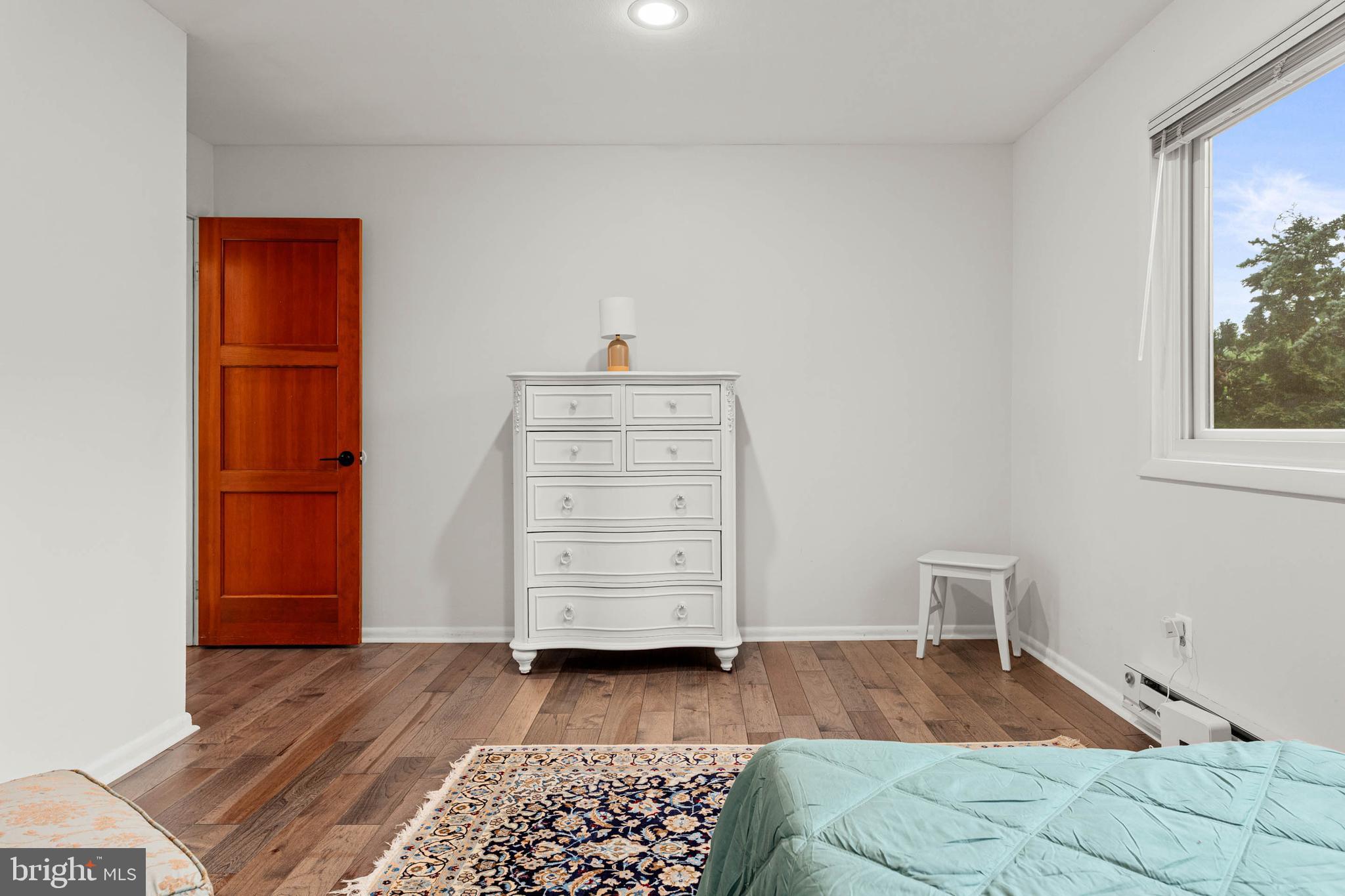 ALDERBROOK - Residential