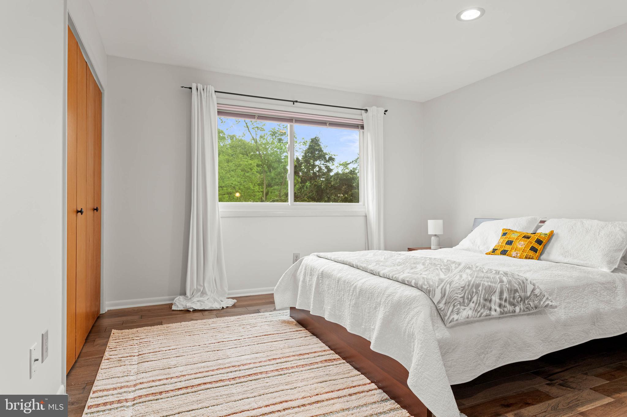 ALDERBROOK - Residential
