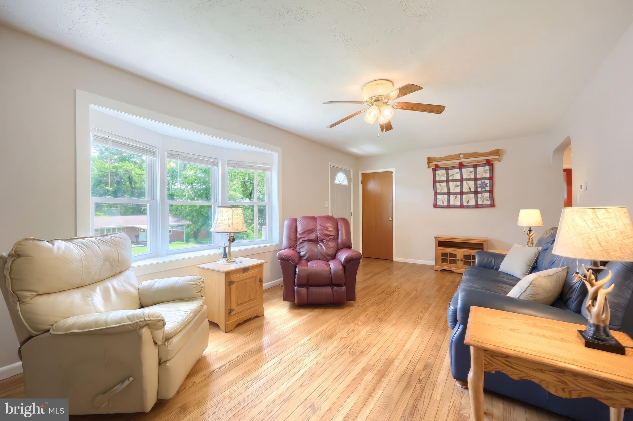 WINDSOR - Residential