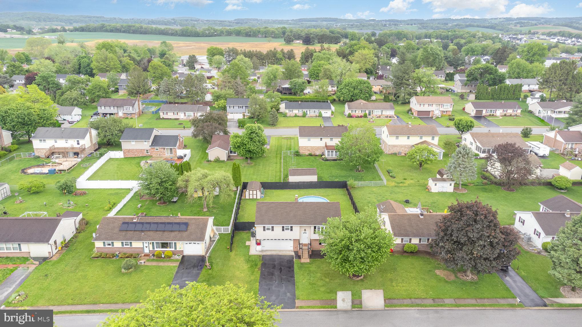 TWIN PINES - Residential