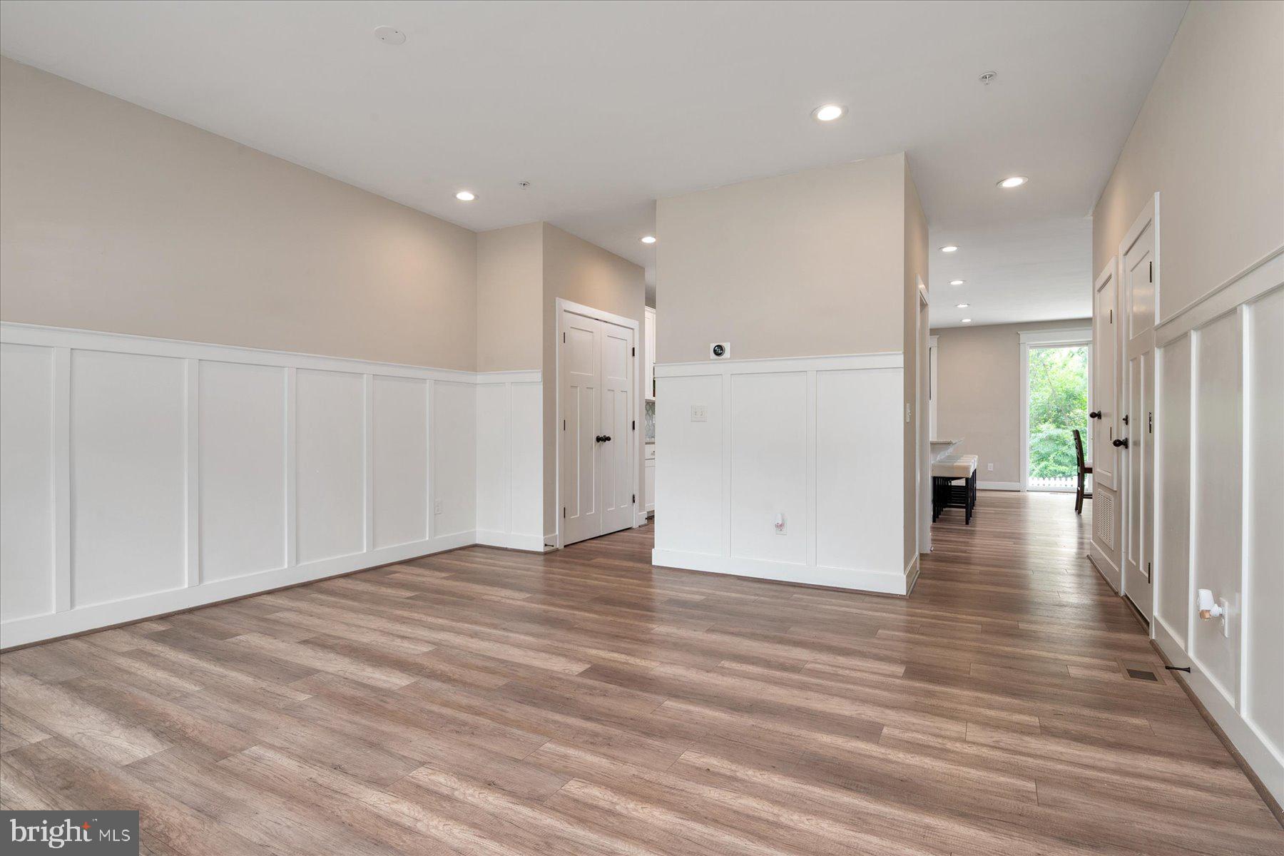 SEVERN ACRES - Residential