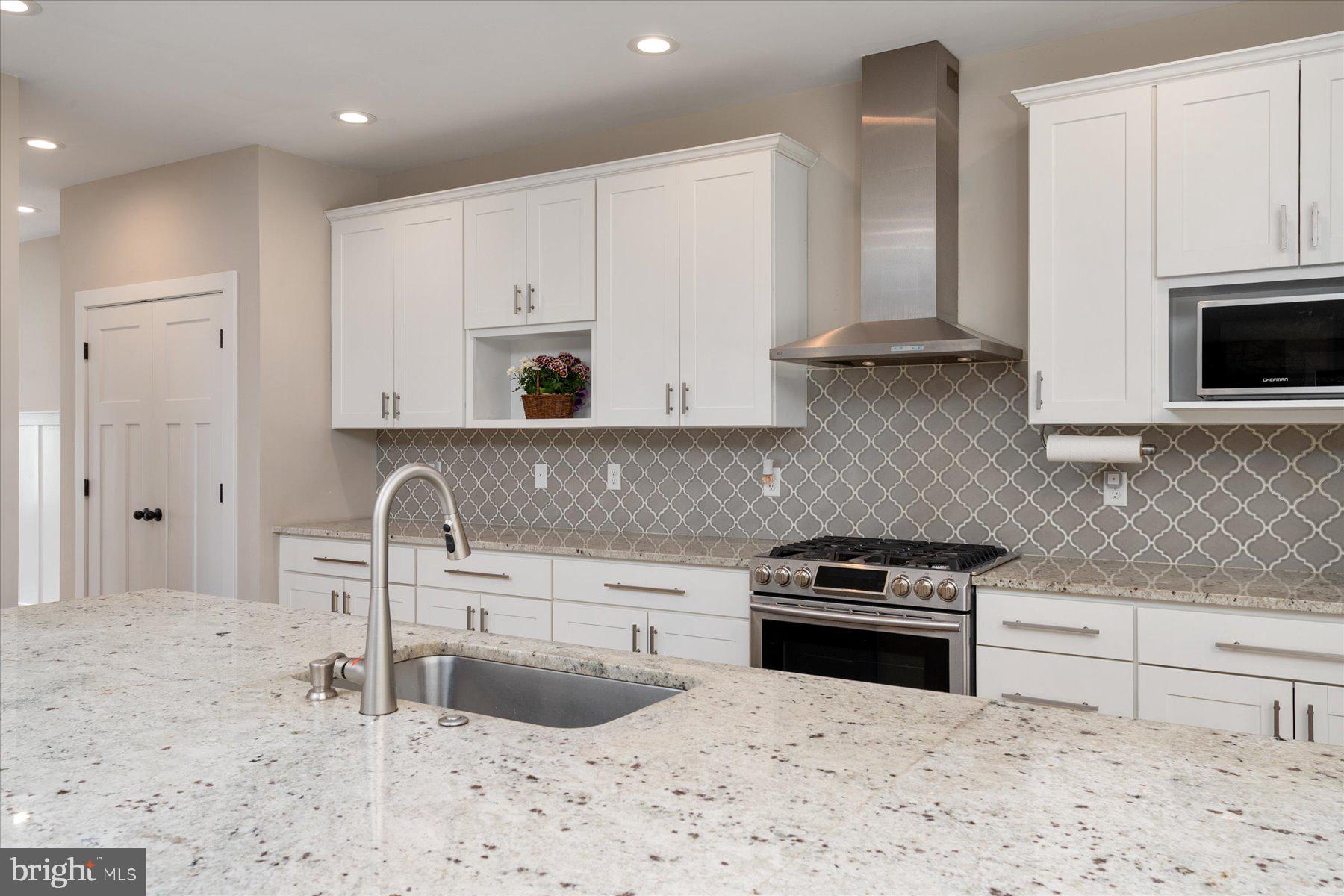SEVERN ACRES - Residential