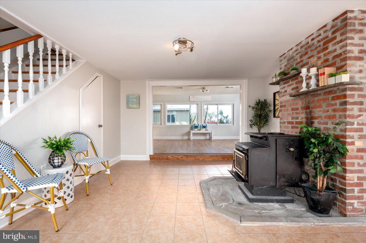 OWINGS BEACH - Residential