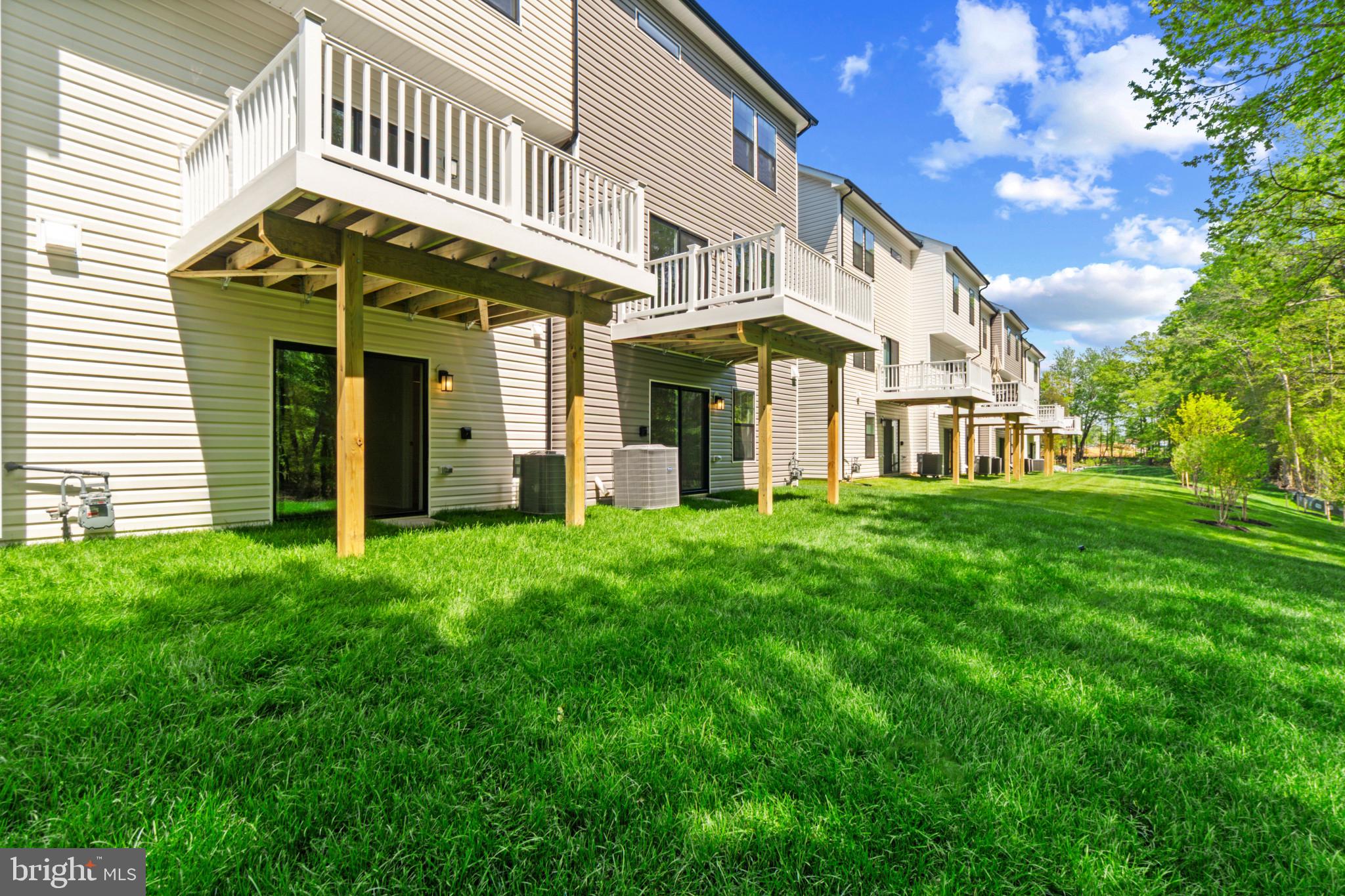 SPRING HILLS - Residential