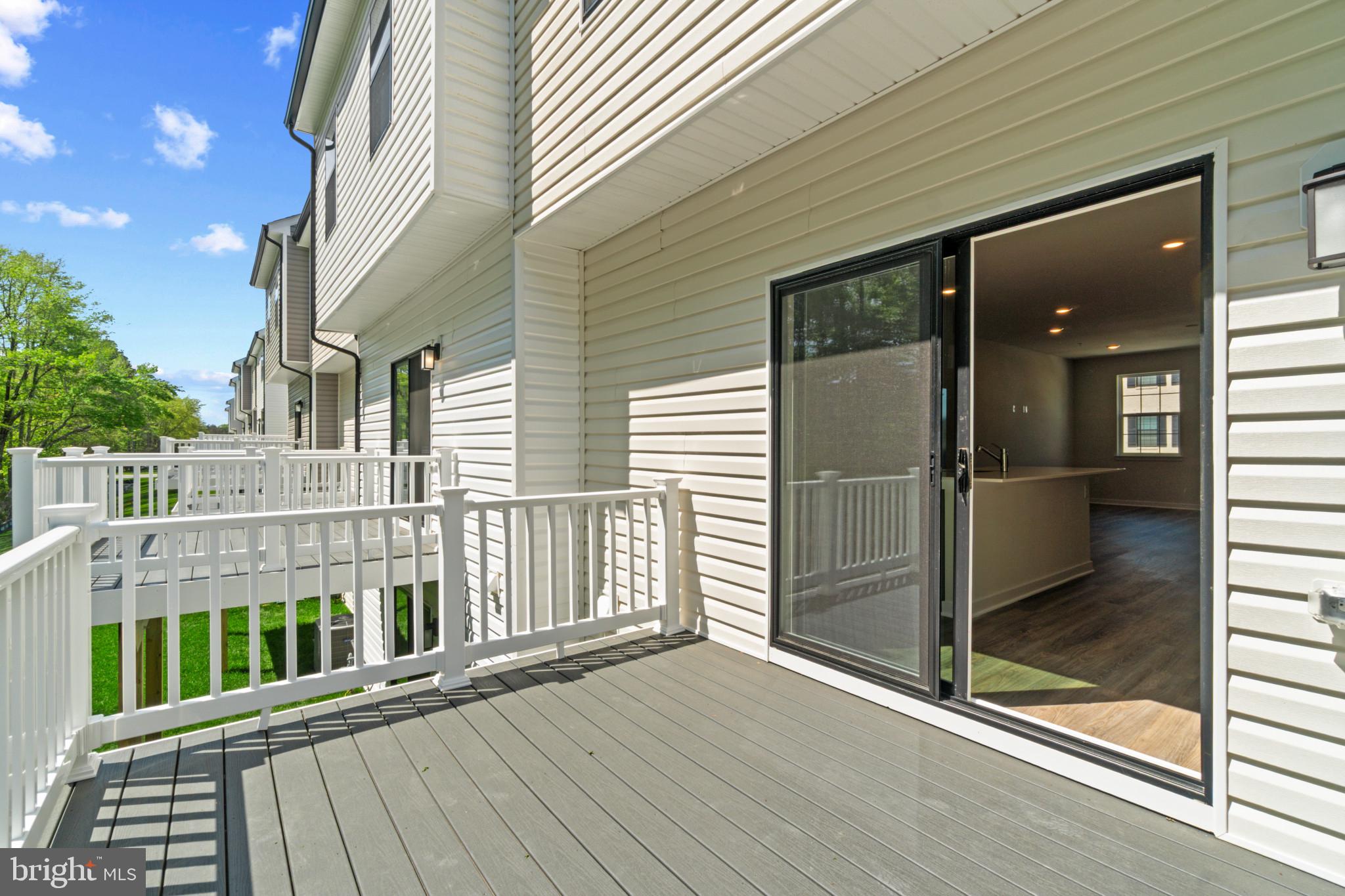 SPRING HILLS - Residential