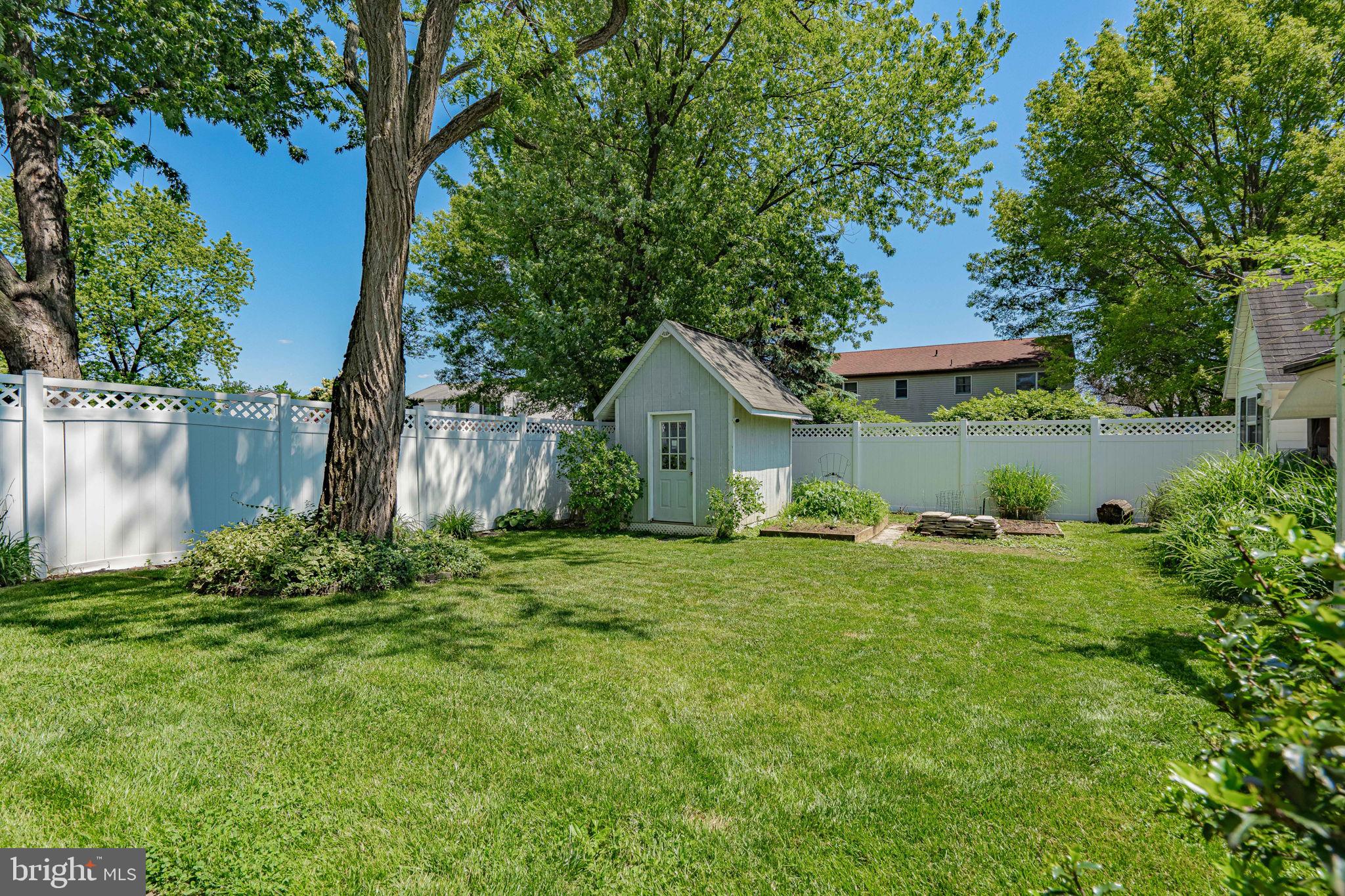 LEESPORT GARDENS - Residential