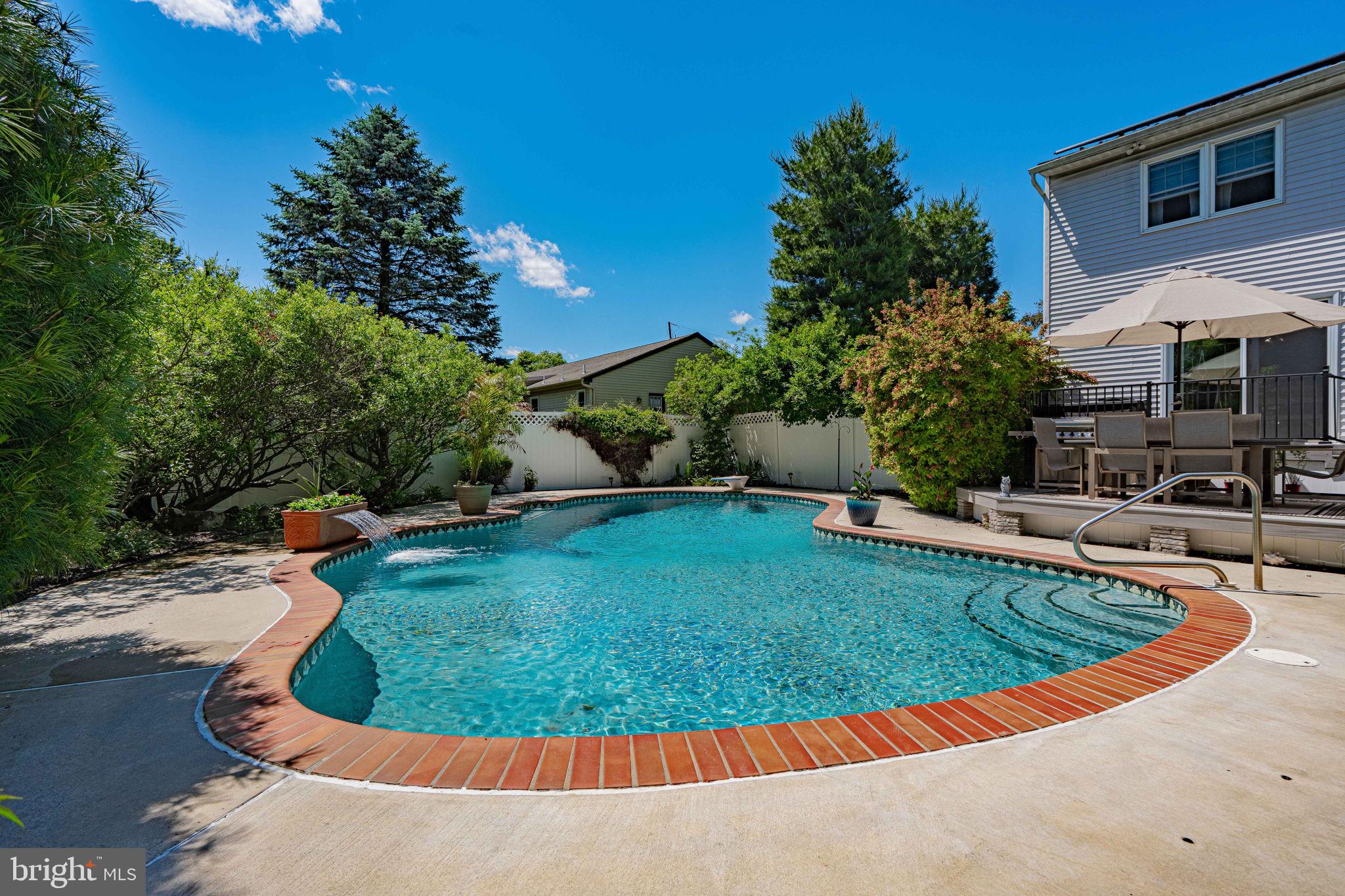 LEESPORT GARDENS - Residential