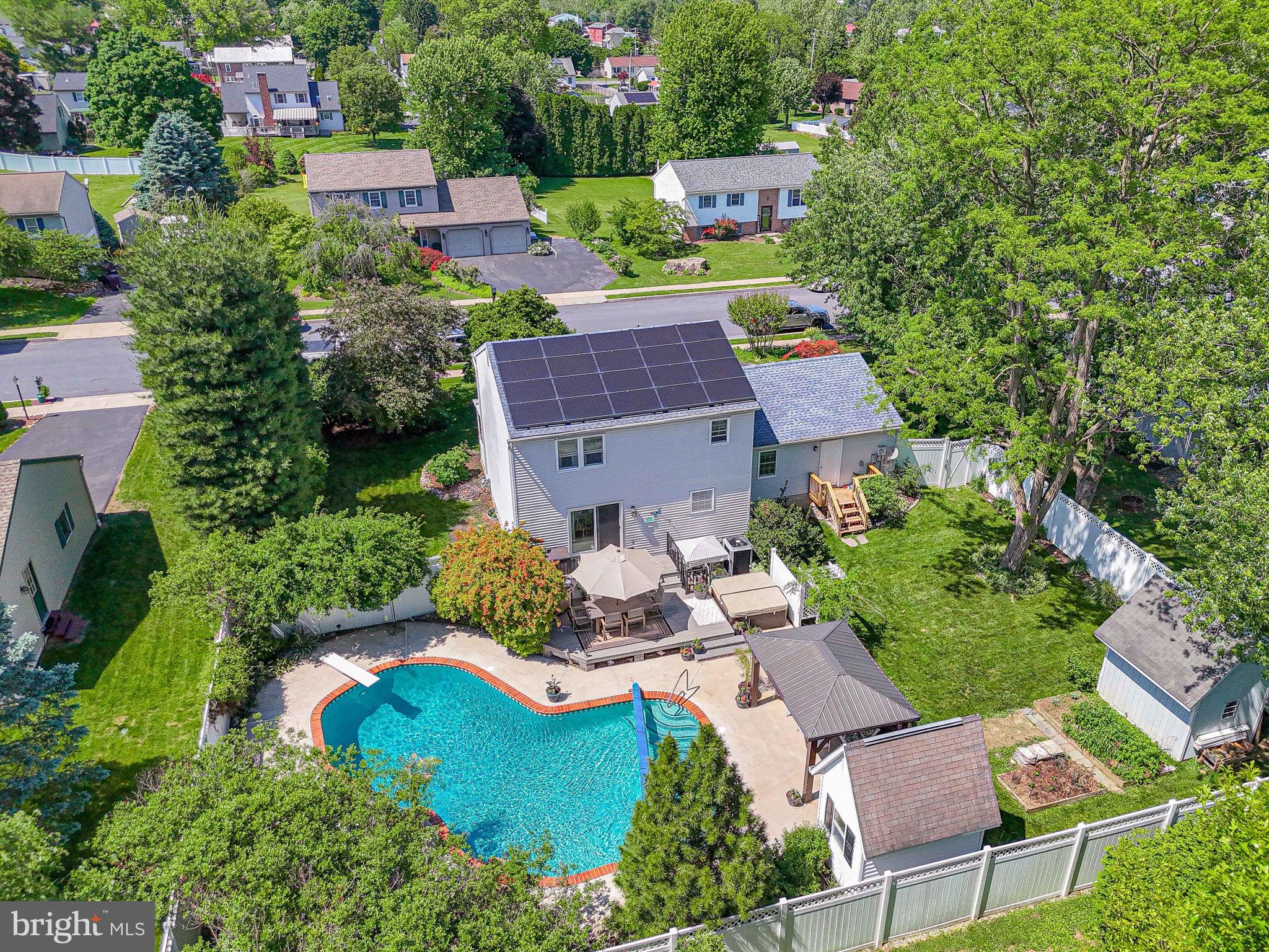 LEESPORT GARDENS - Residential
