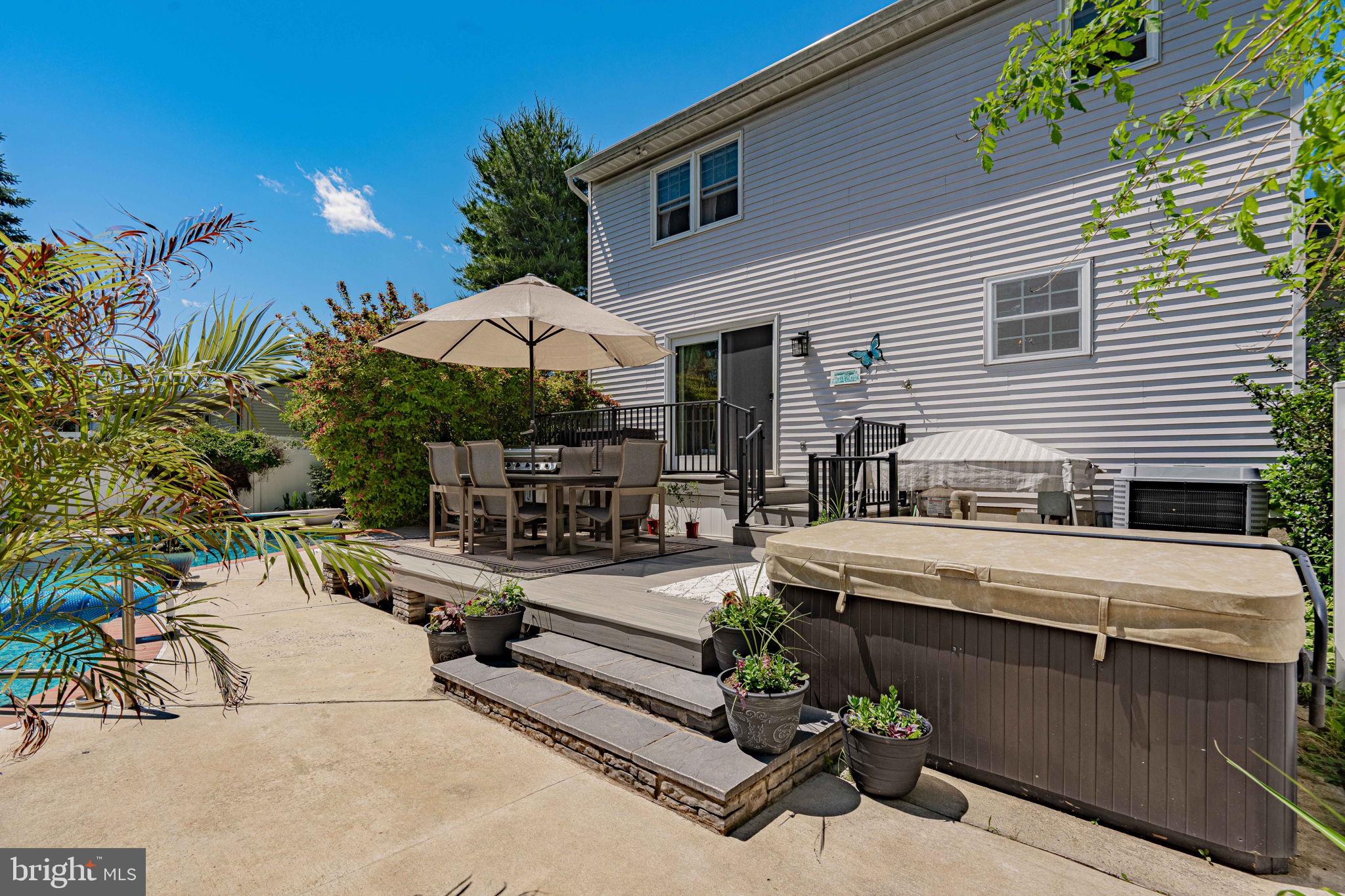 LEESPORT GARDENS - Residential