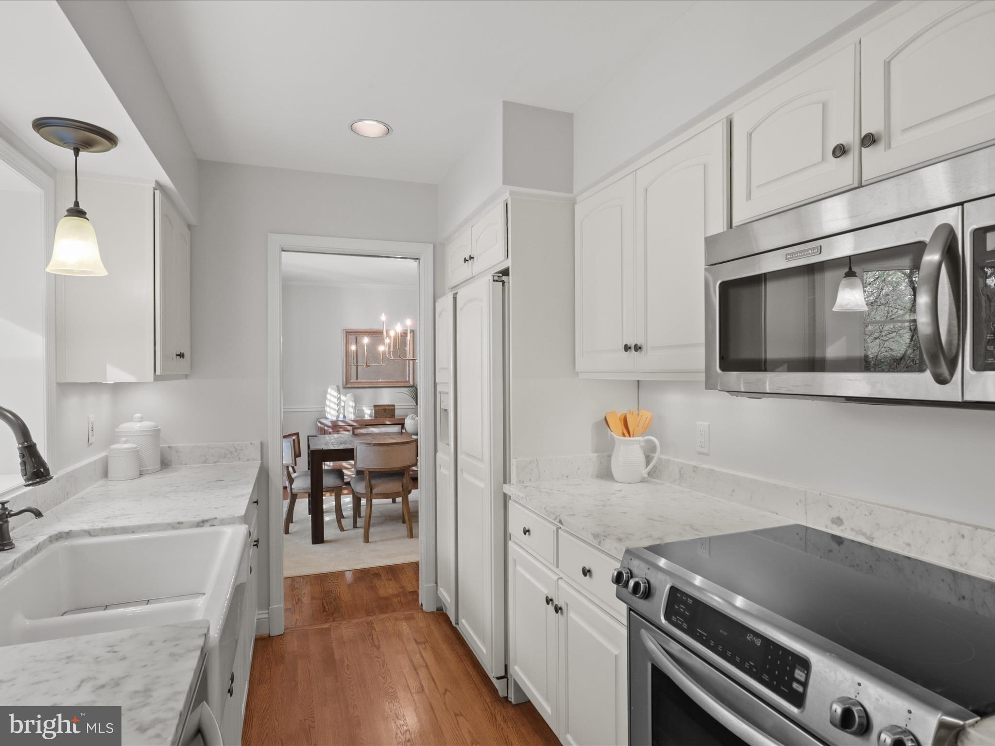 BELLEVUE FOREST - Residential