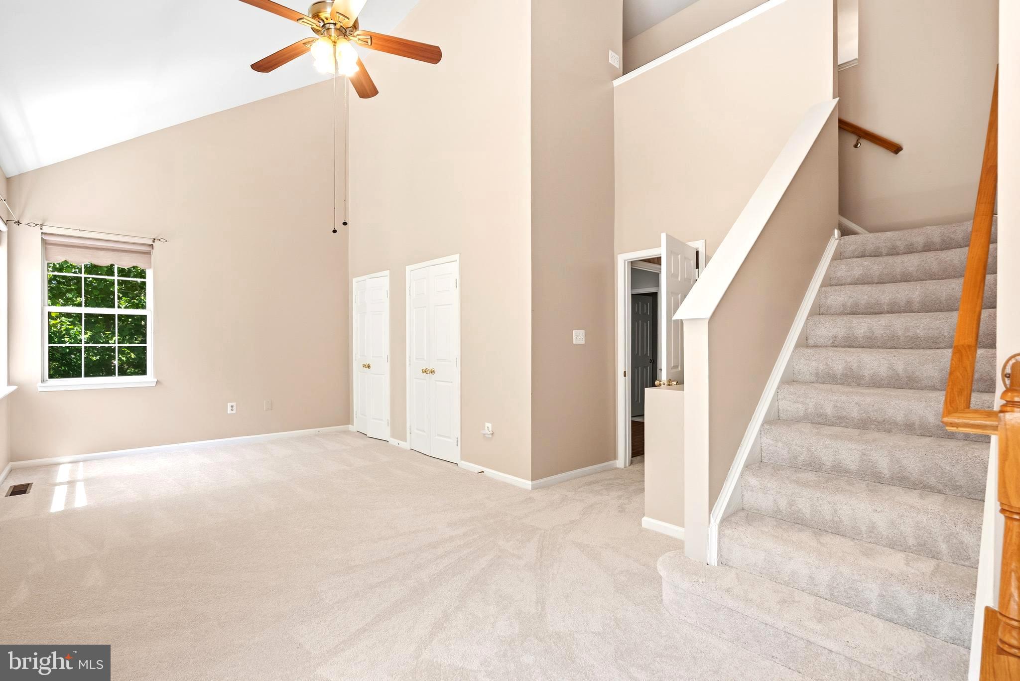 NORTHRIDGE - Residential
