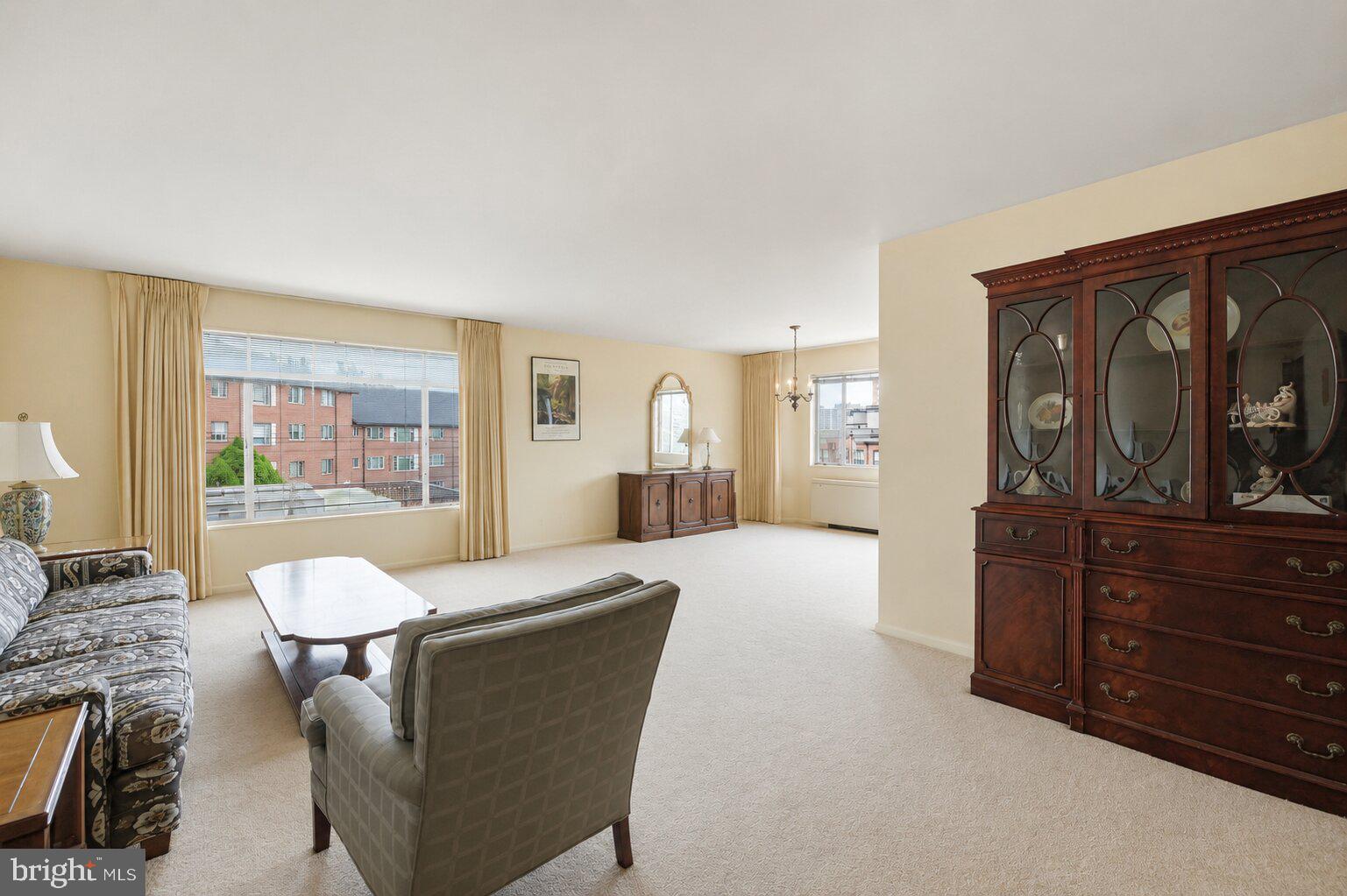 KENWOOD PLACE - Residential