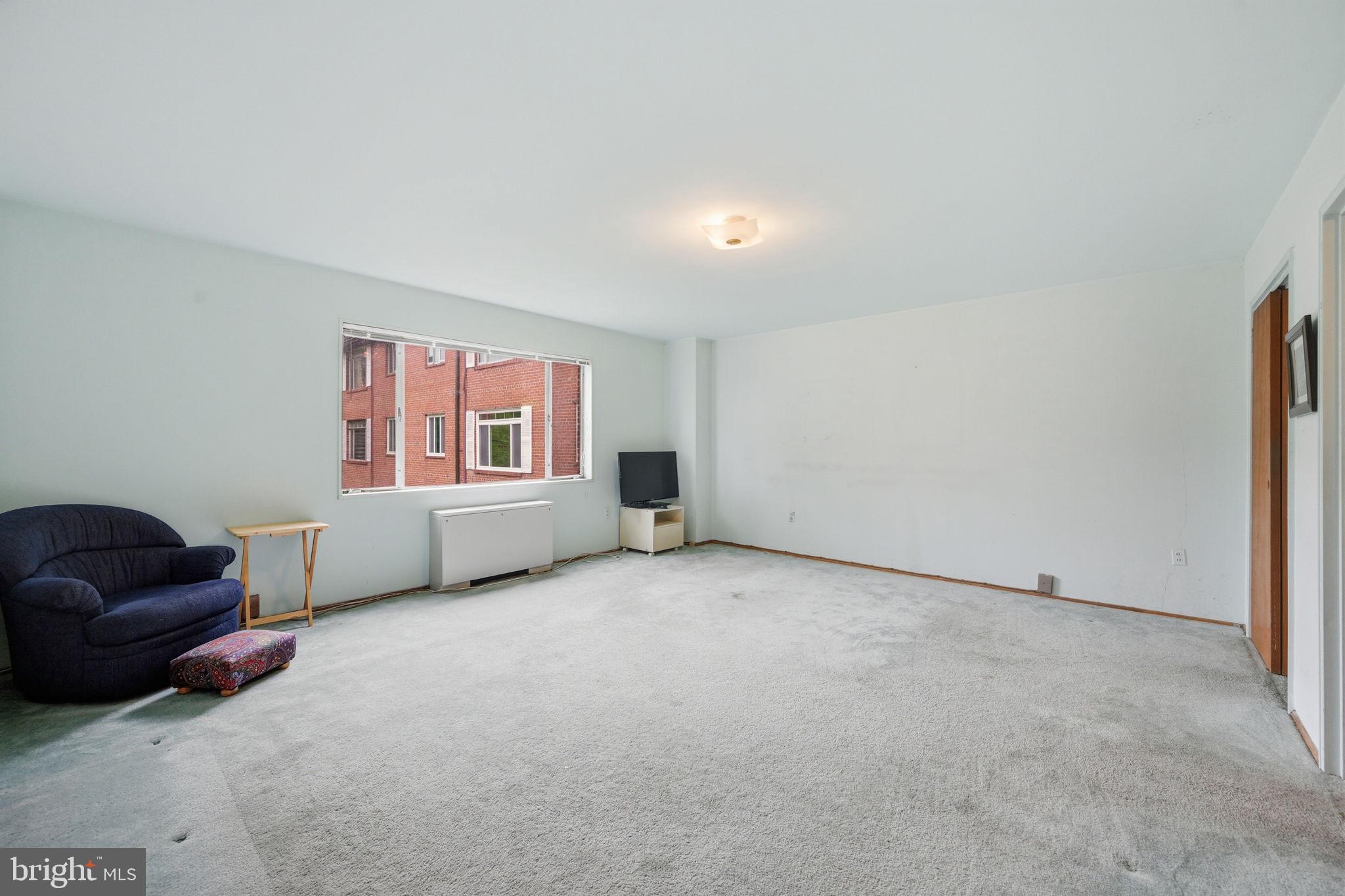 KENWOOD PLACE - Residential