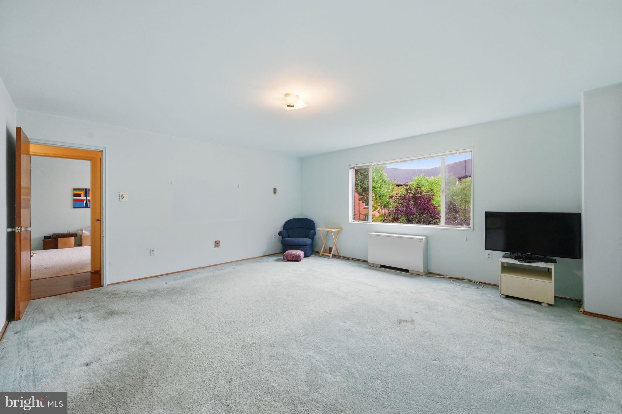 KENWOOD PLACE - Residential