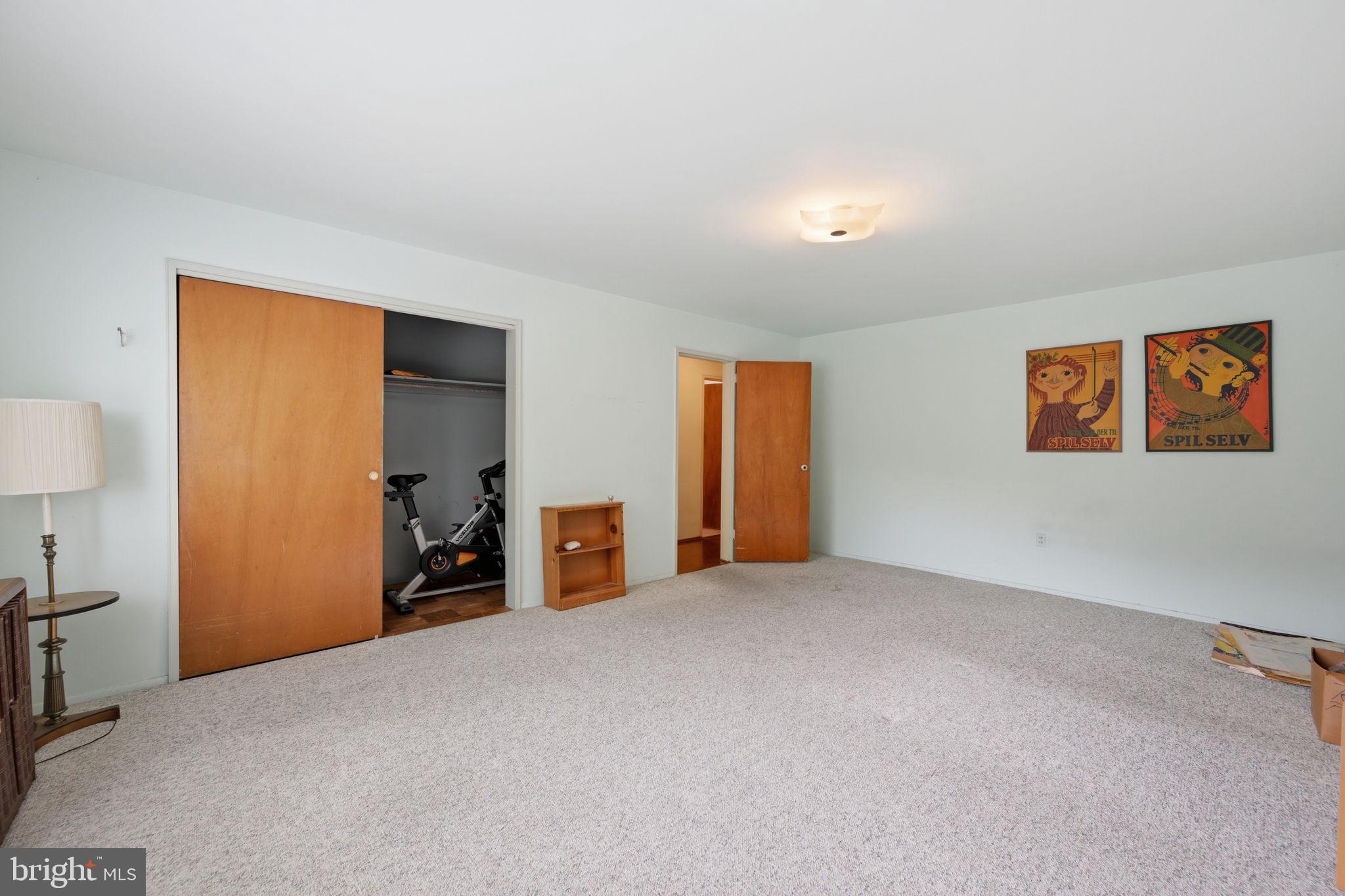 KENWOOD PLACE - Residential