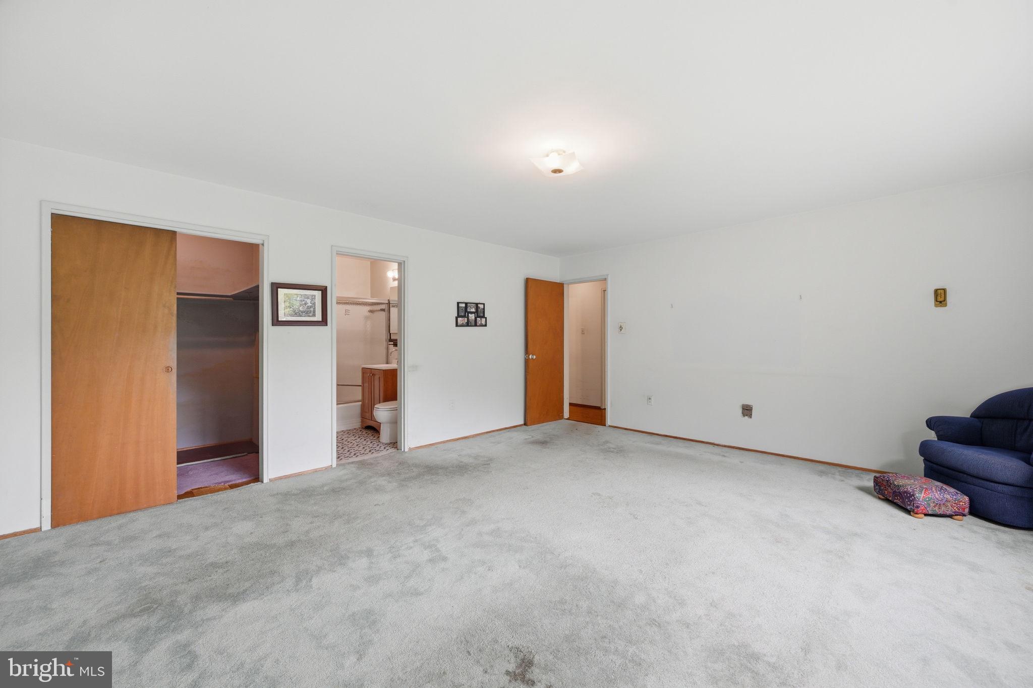 KENWOOD PLACE - Residential