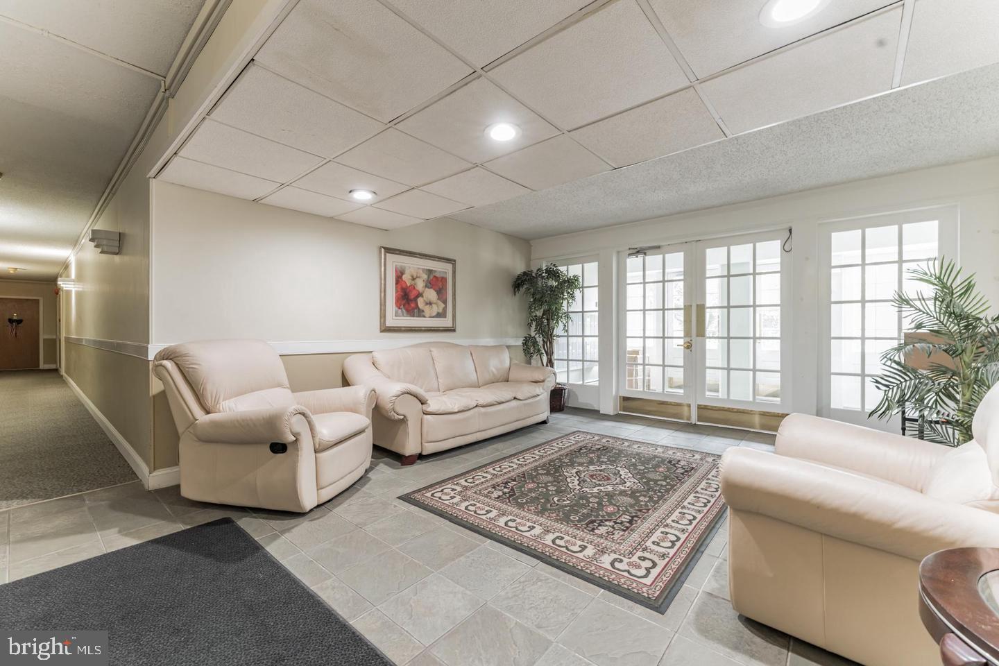 LAFAYETTE GREEN - Residential