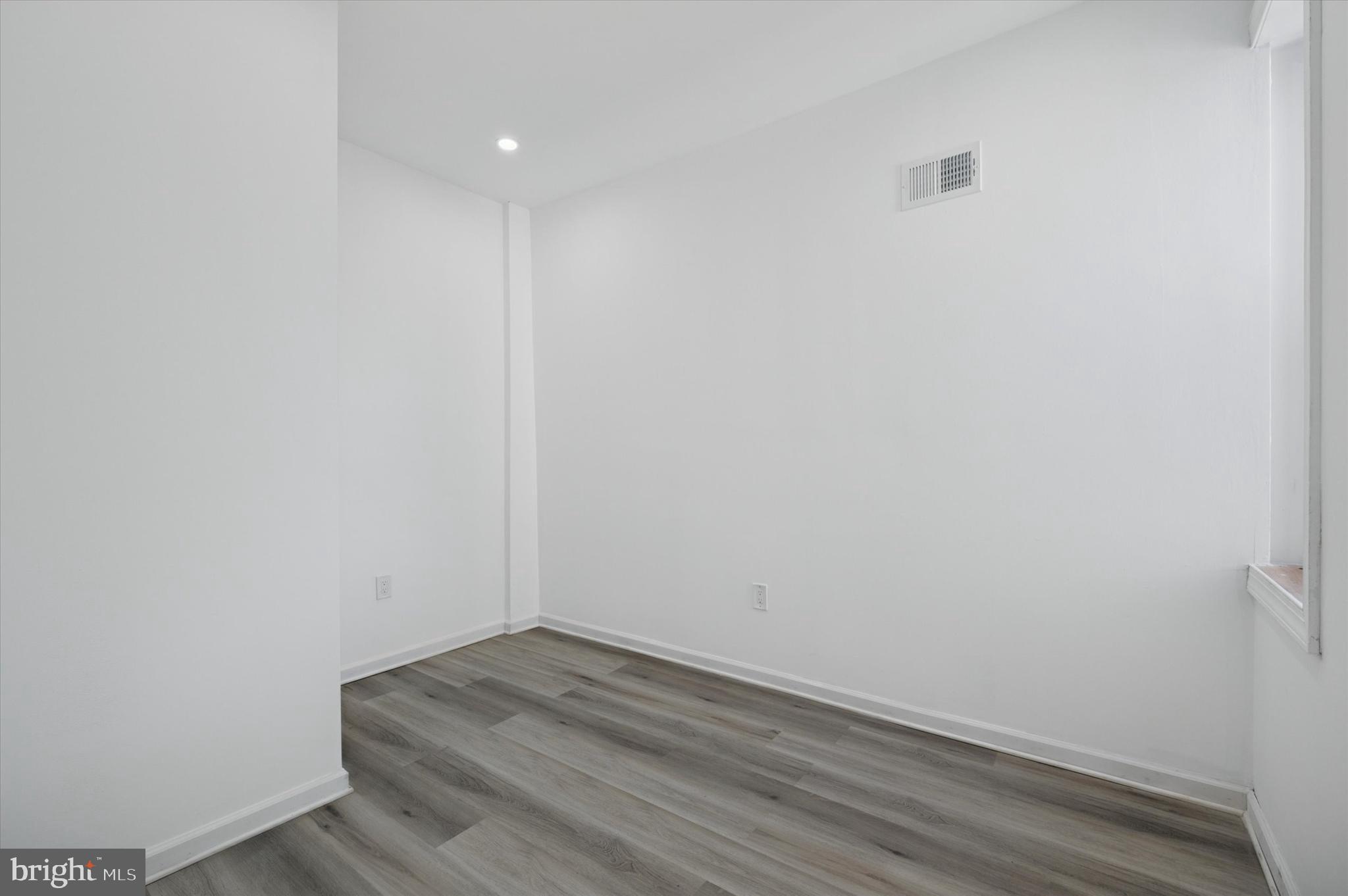 PHILADELPHIA - Residential