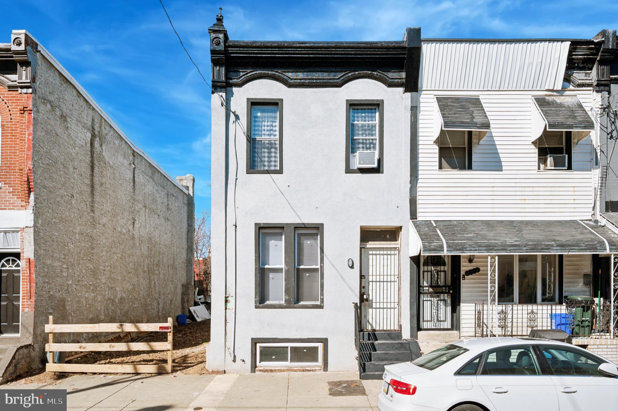 PHILADELPHIA - Residential