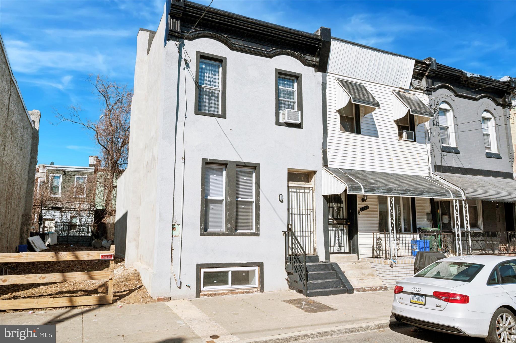 PHILADELPHIA - Residential