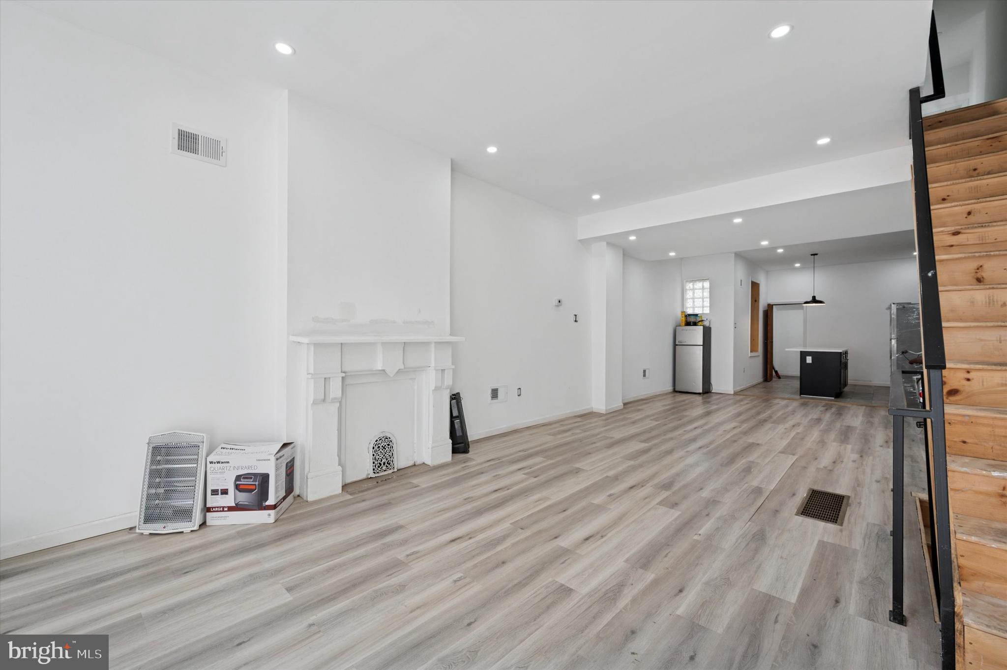 PHILADELPHIA - Residential