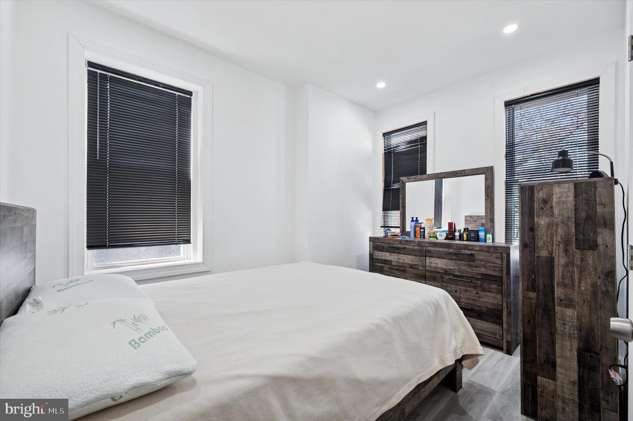 PHILADELPHIA - Residential